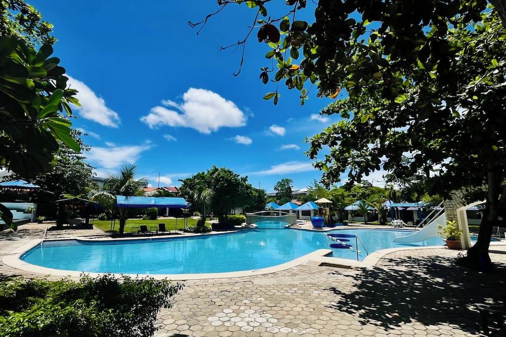 בריכה תמונה