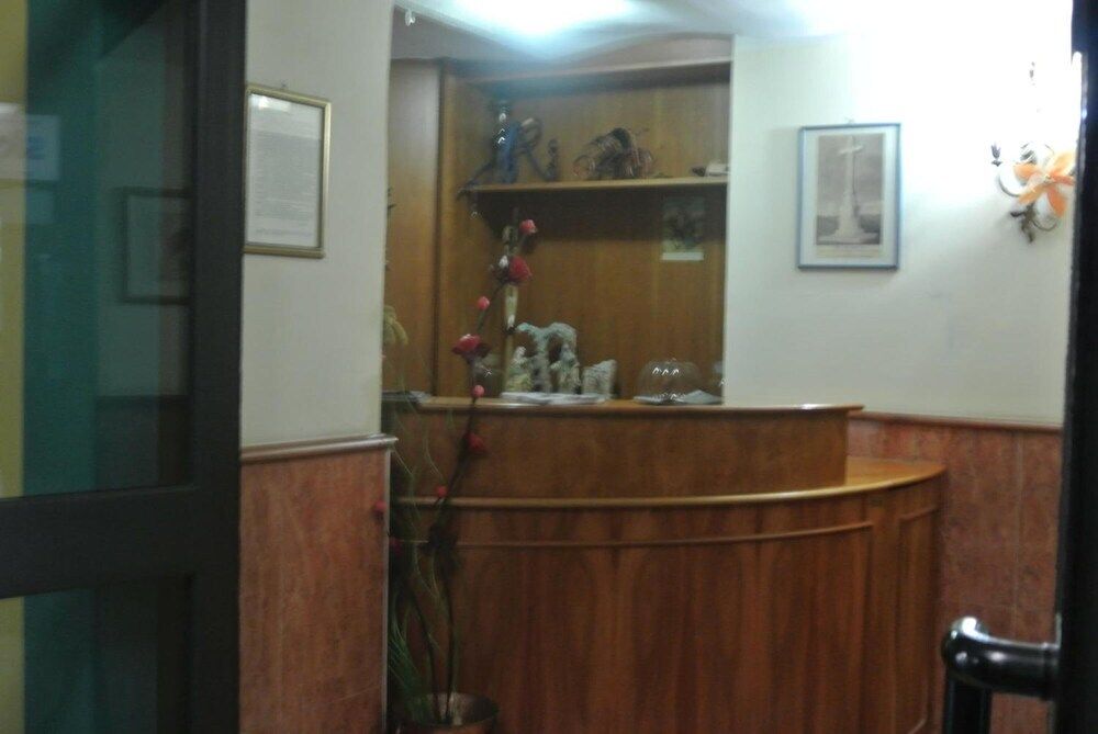 דלפק קבלה תמונה