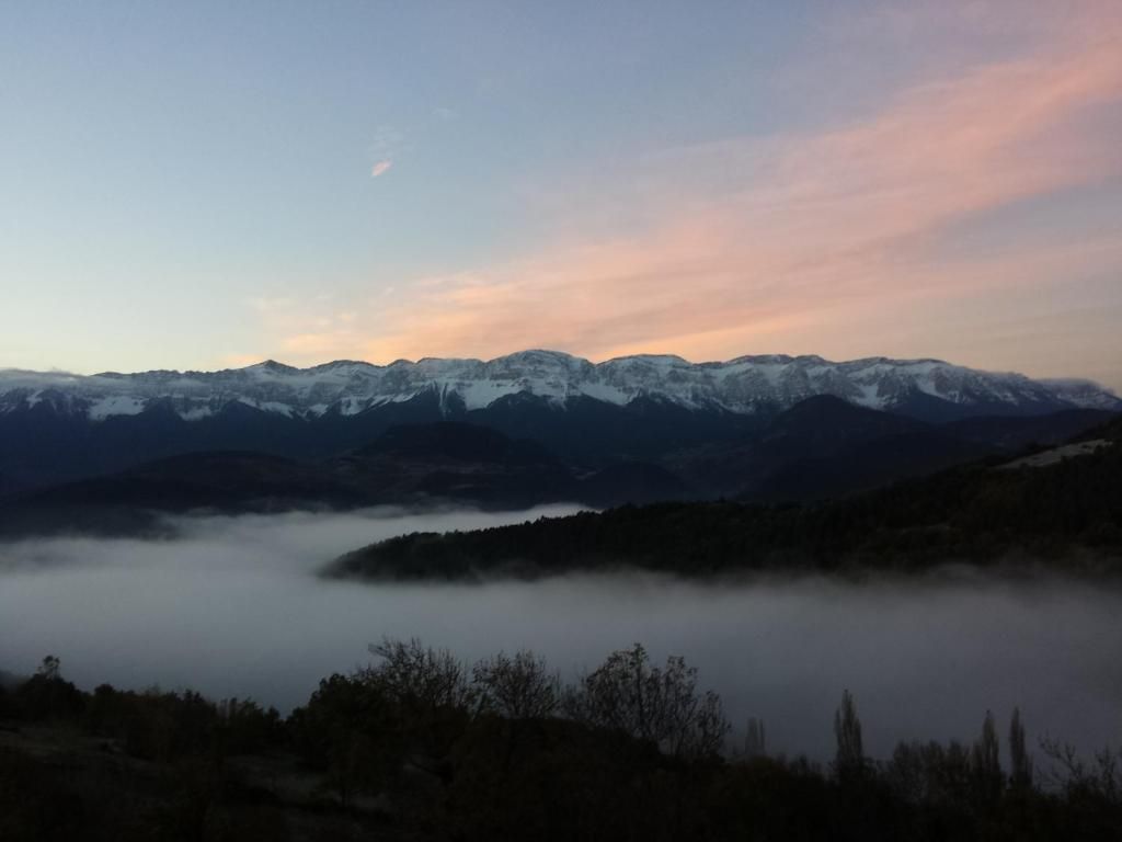 נוף חיצוני תמונה
