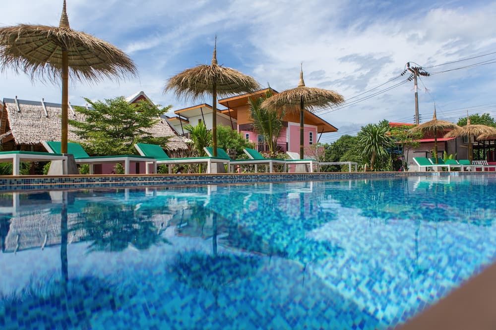 בריכה תמונה