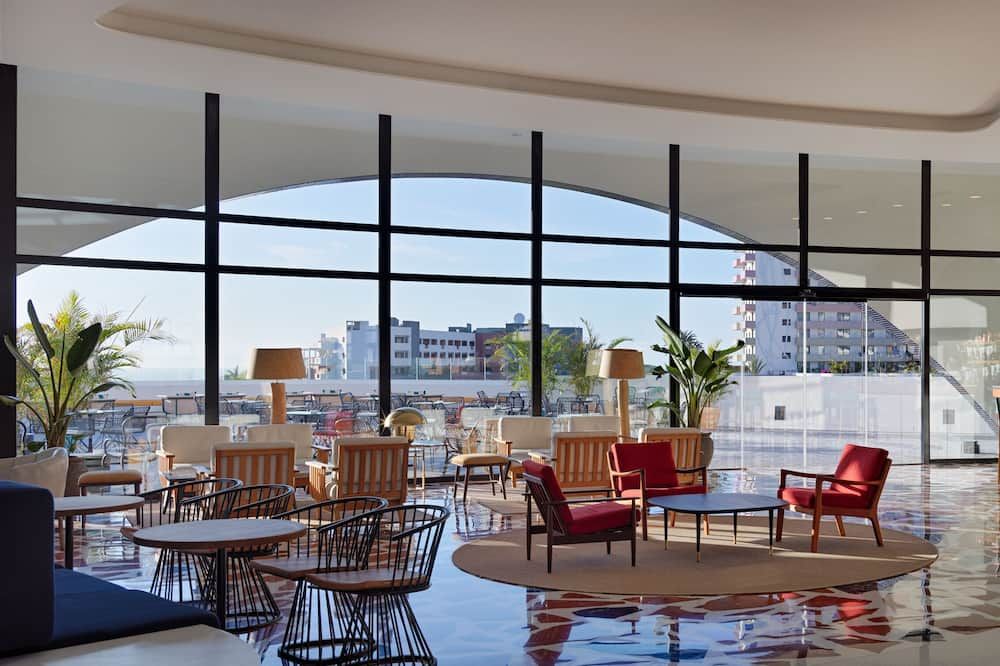 מסעדה תמונה