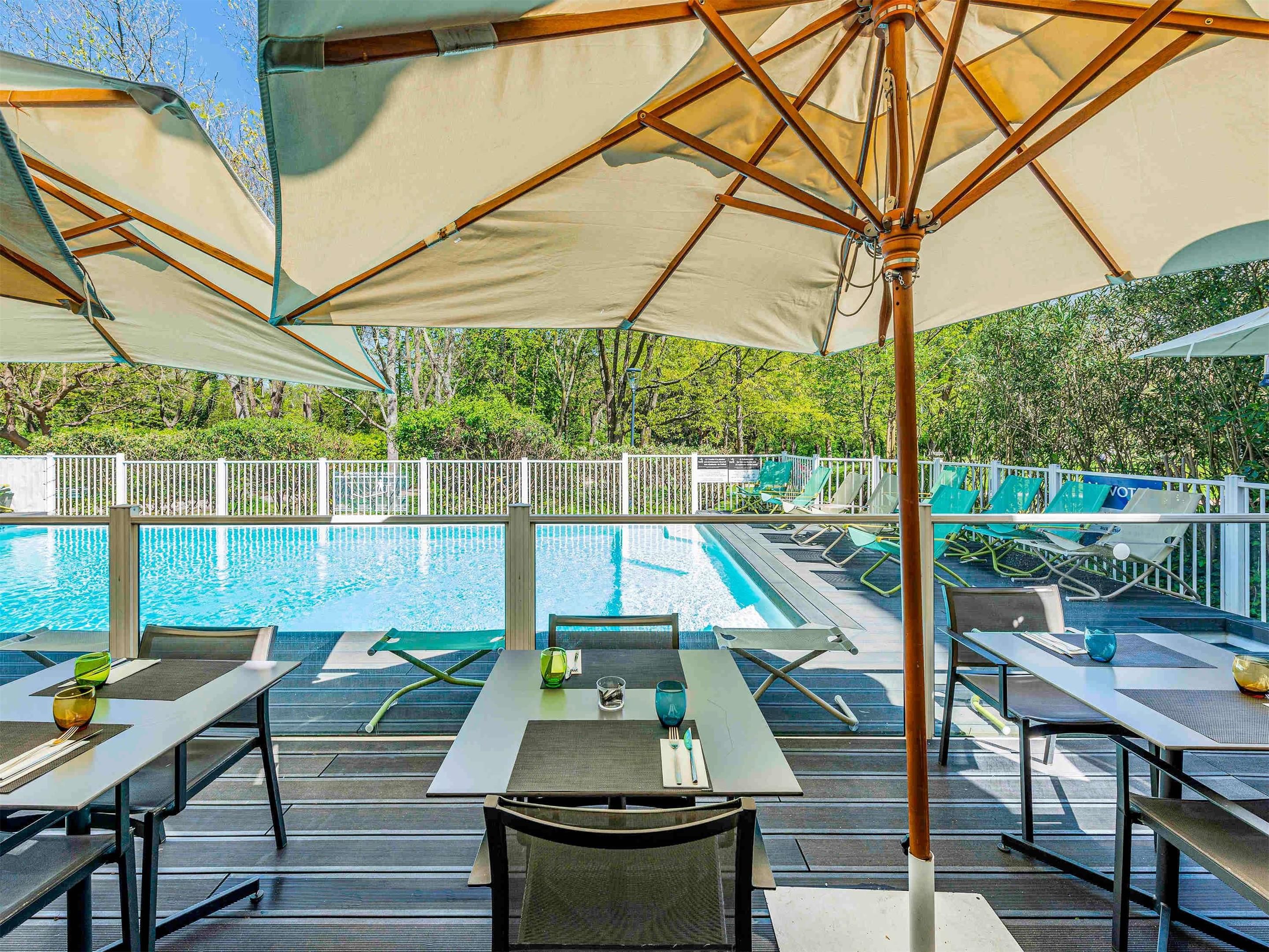 בריכה תמונה