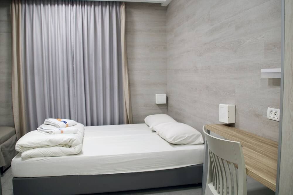 אחר