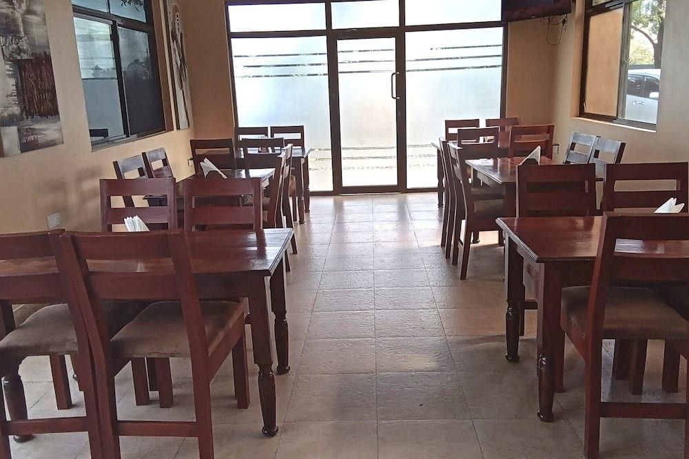 מסעדה תמונה