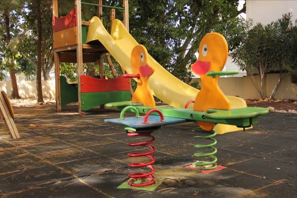 אחר