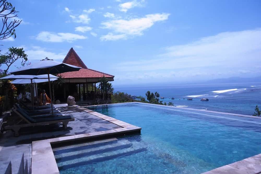 בריכה תמונה