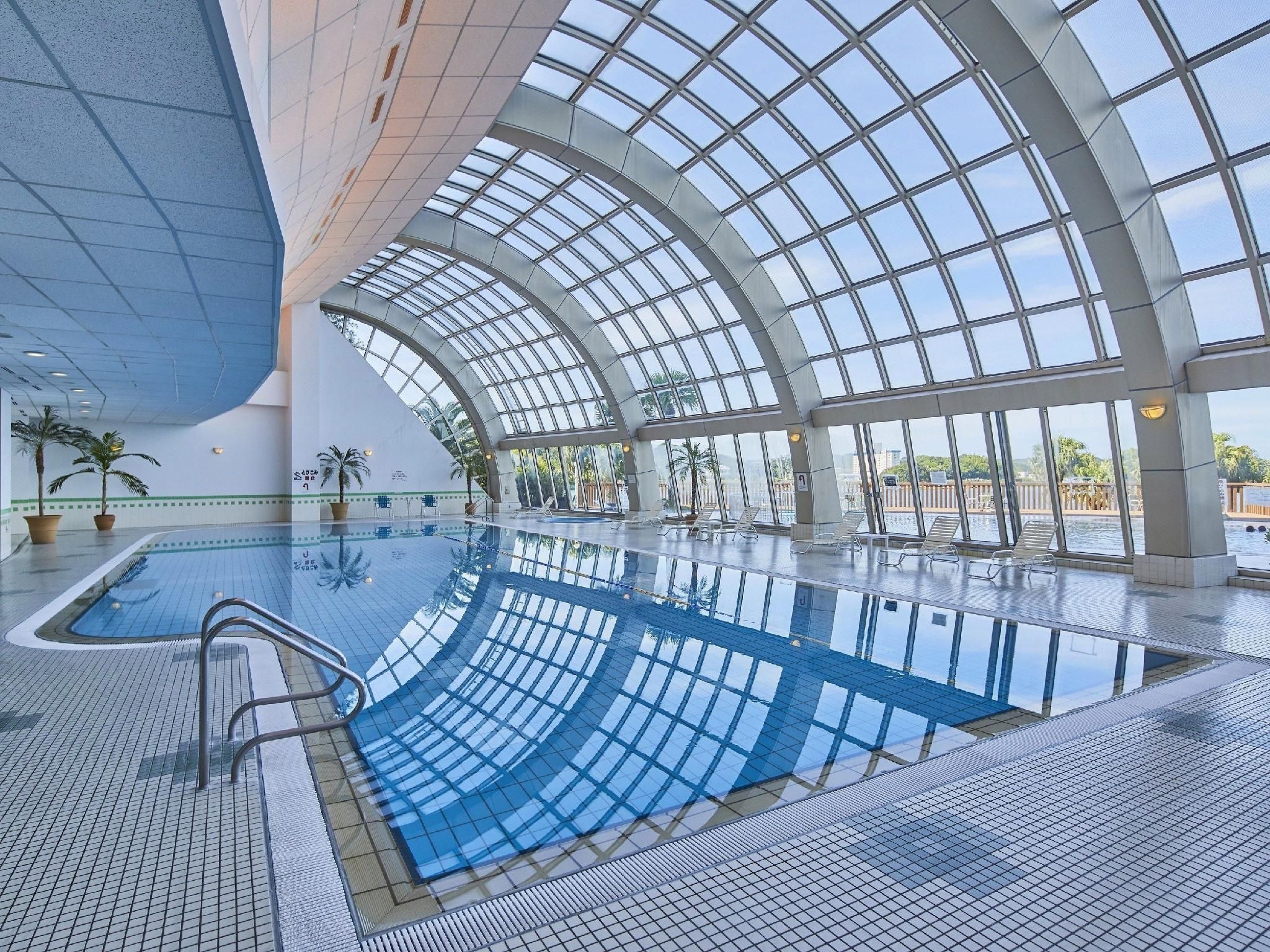 בריכה תמונה