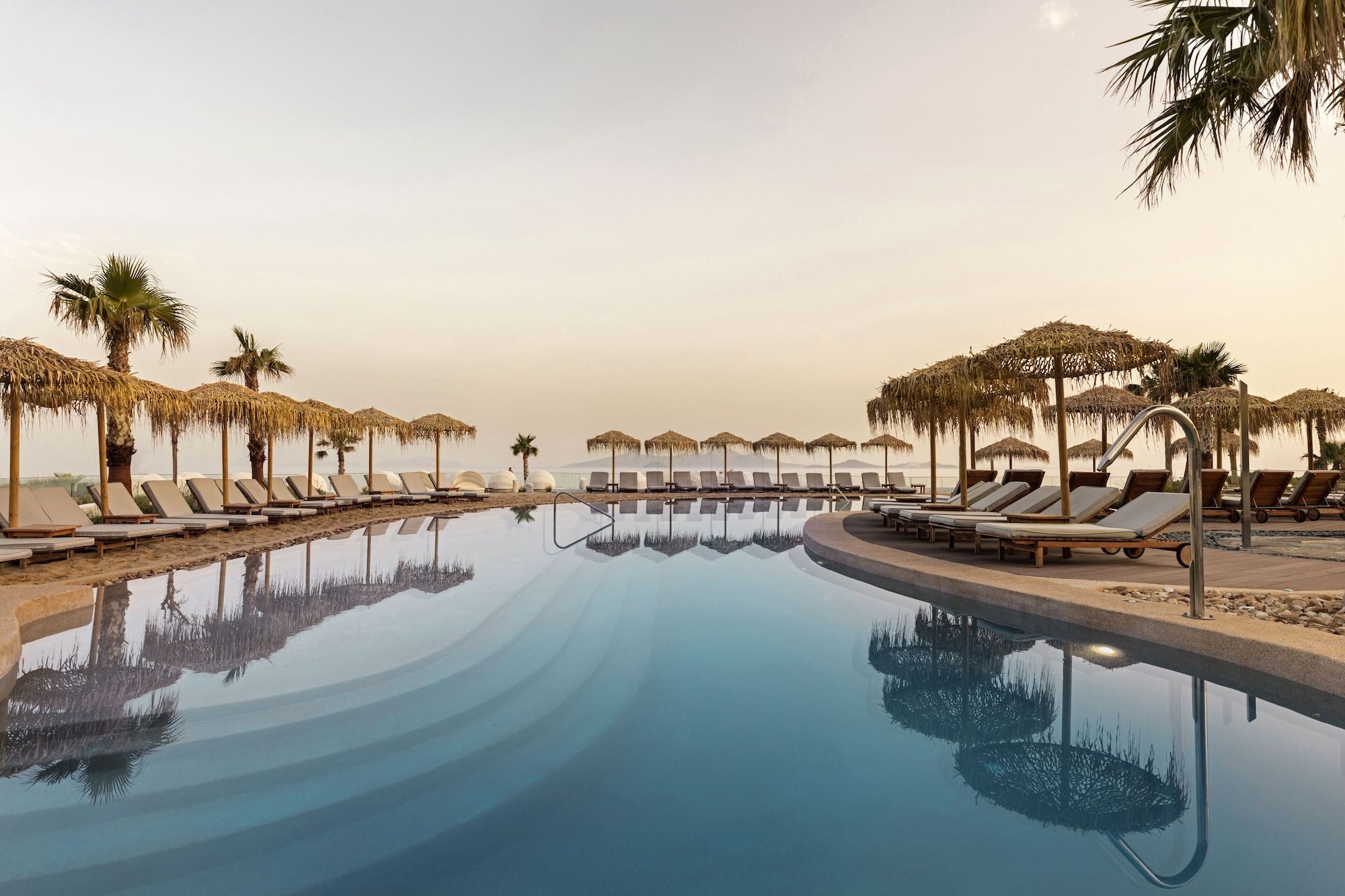 בריכה תמונה