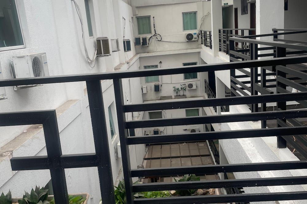 מרפסת תמונה