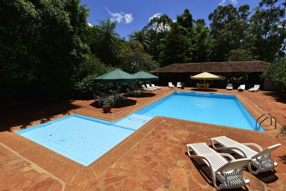 בריכה תמונה