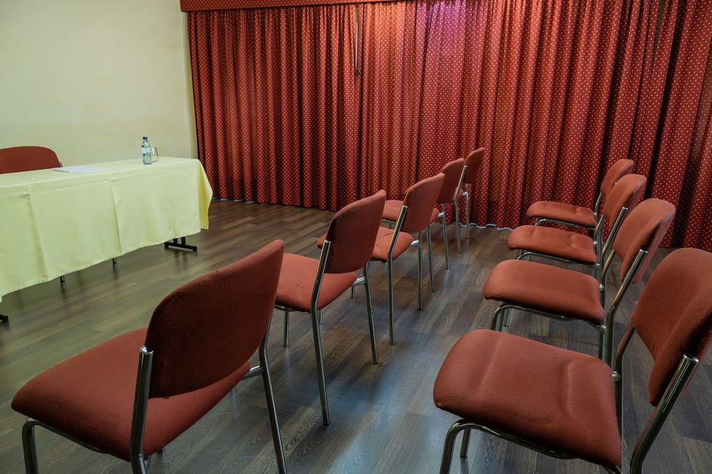 חדר ישיבות