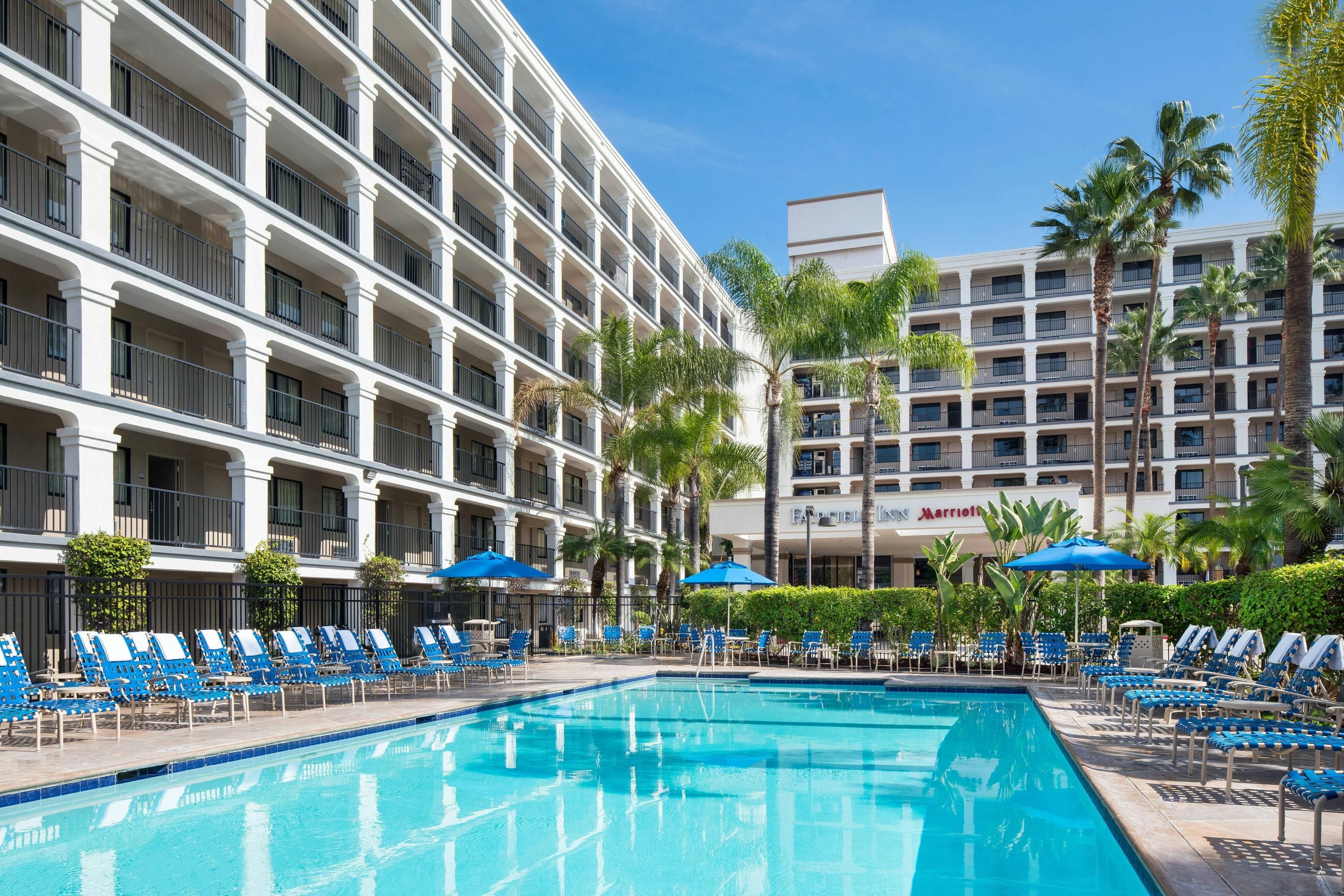 בריכה
