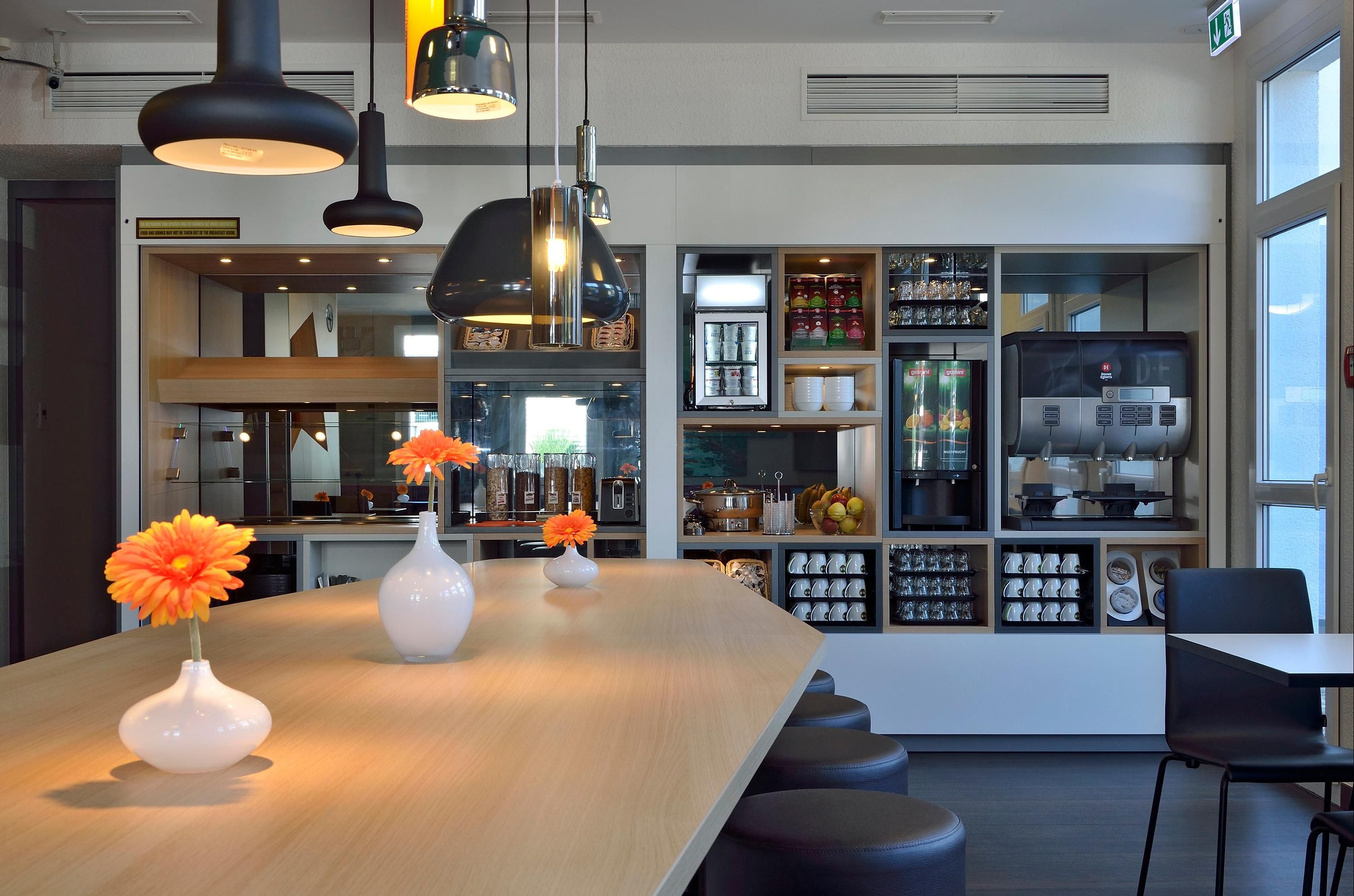 מסעדה תמונה