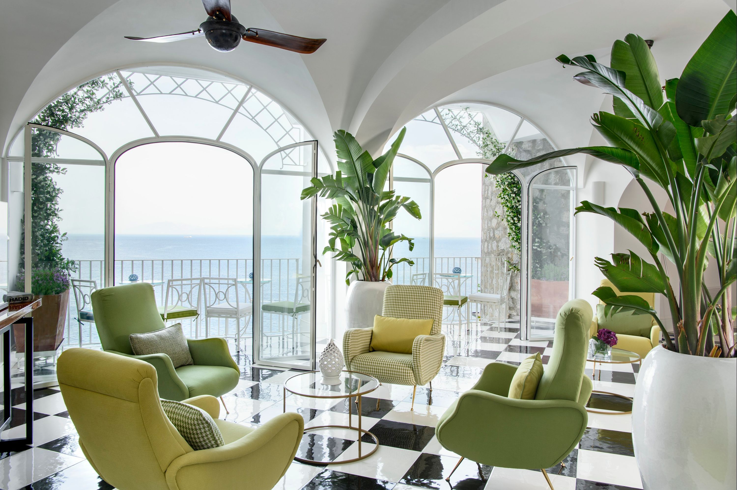 דלפק קבלה תמונה