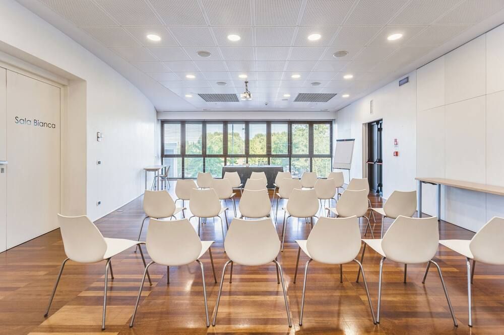 חדר ישיבות