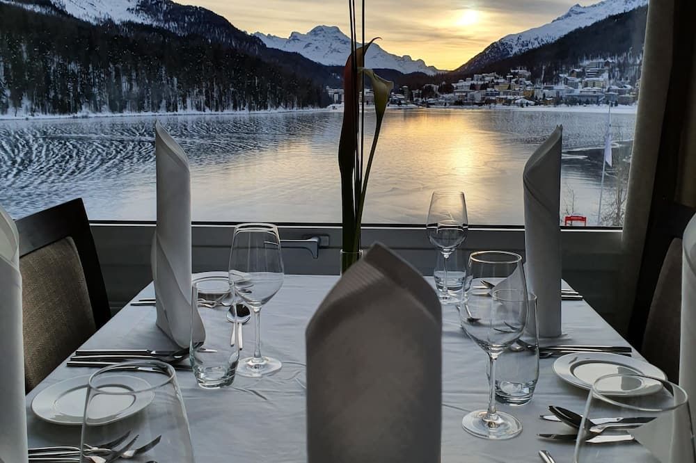 מסעדה תמונה