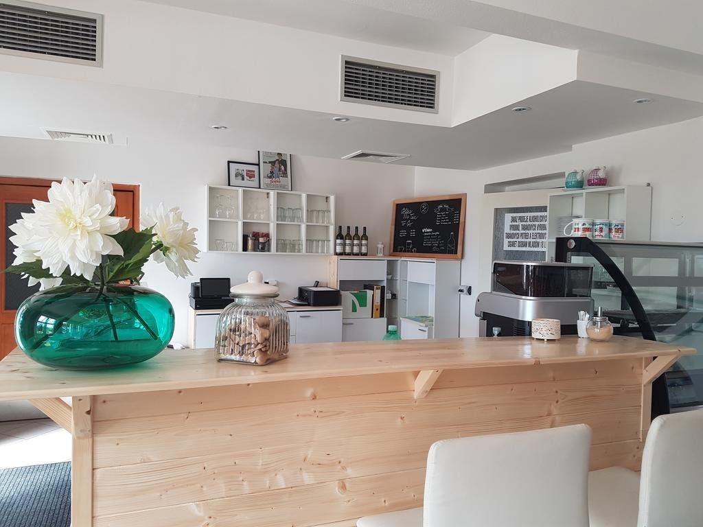 דלפק קבלה תמונה