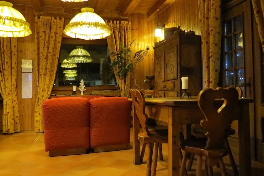 חדר אוכל תמונה