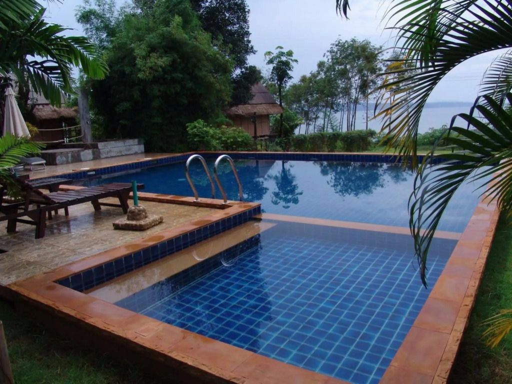 בריכה תמונה