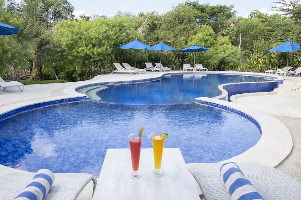 בריכה תמונה