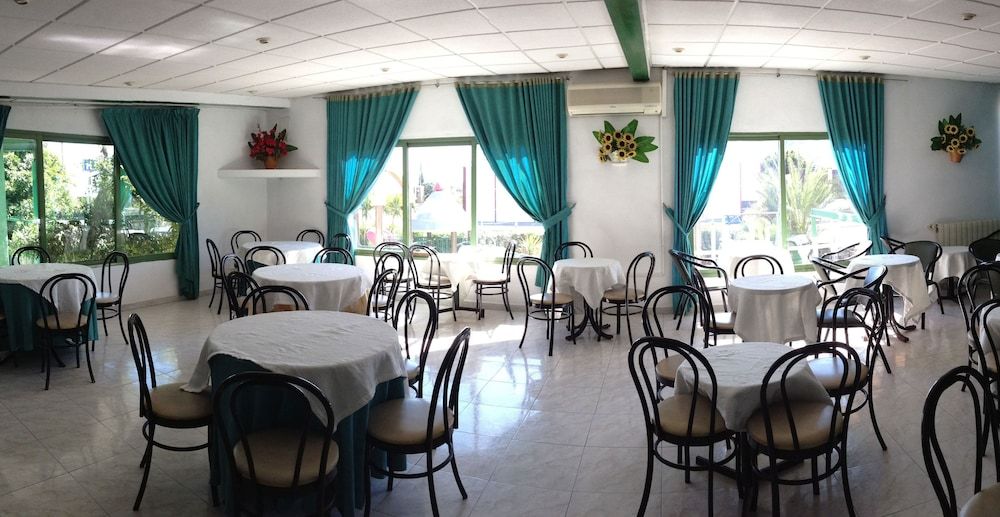 מסעדה תמונה