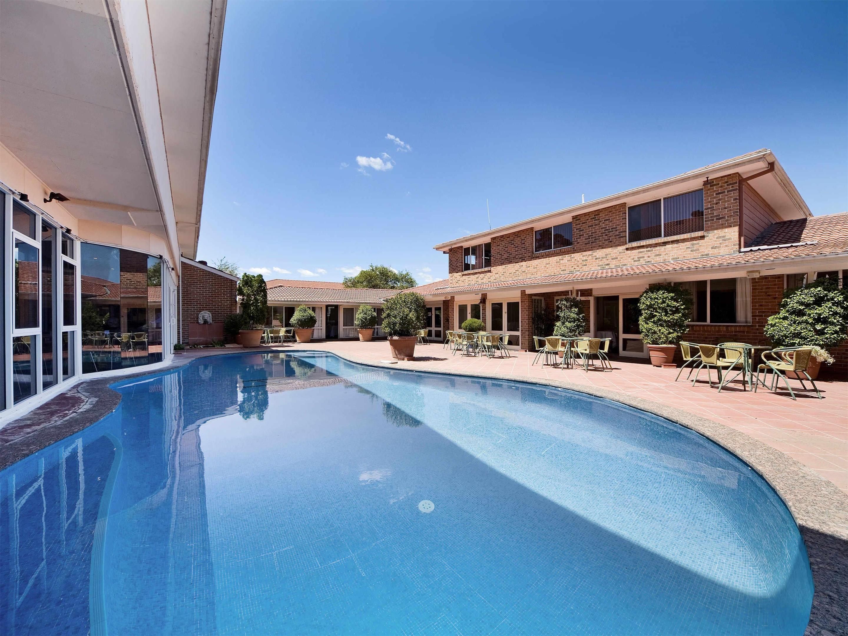 בריכה תמונה