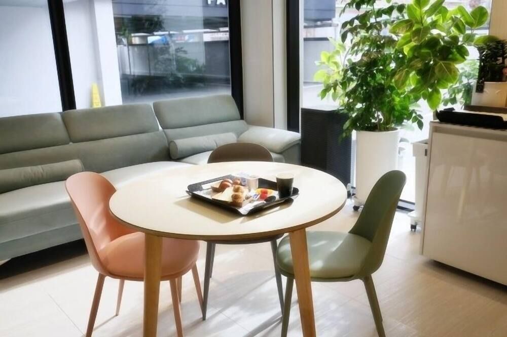 חדר אוכל תמונה