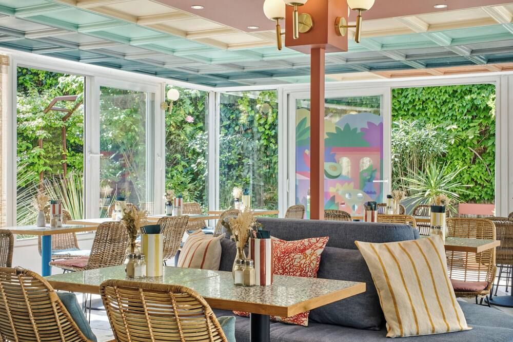 מסעדה תמונה