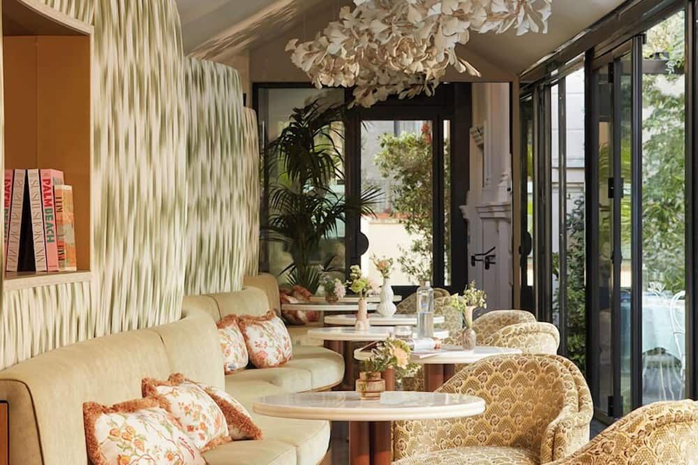 מסעדה תמונה