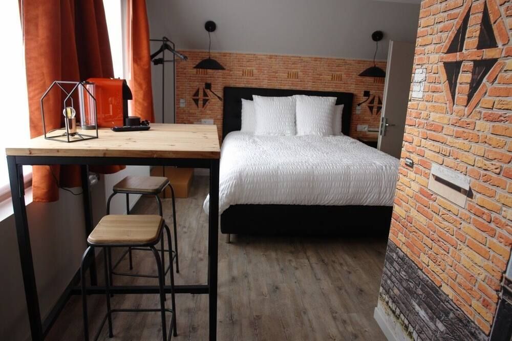 אחר