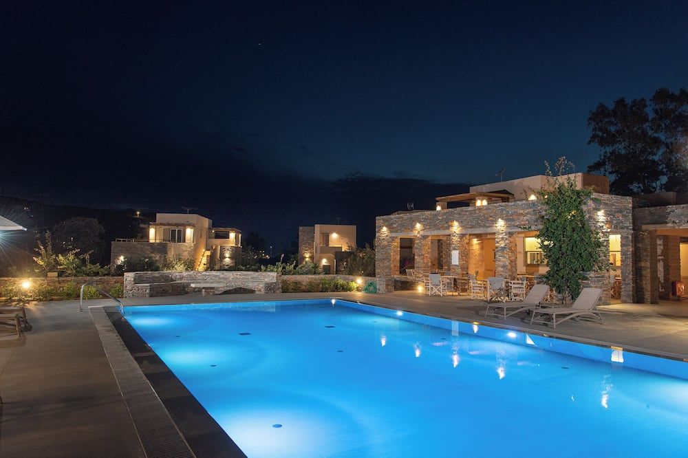 בריכה תמונה