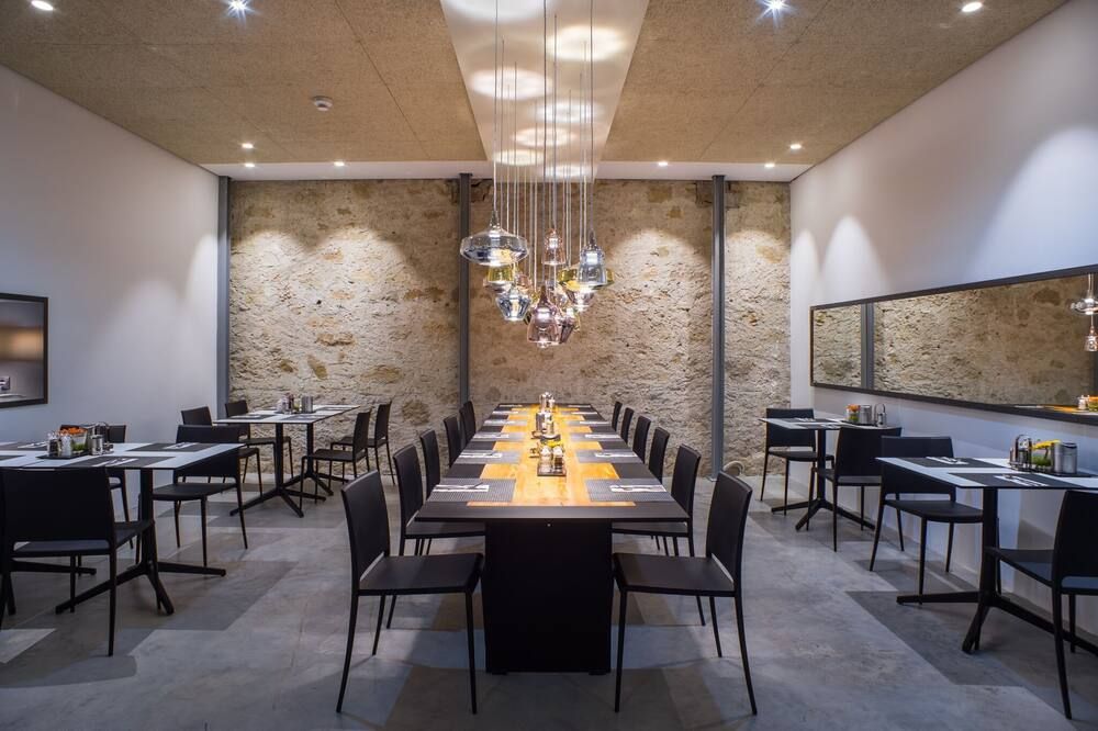 מסעדה תמונה