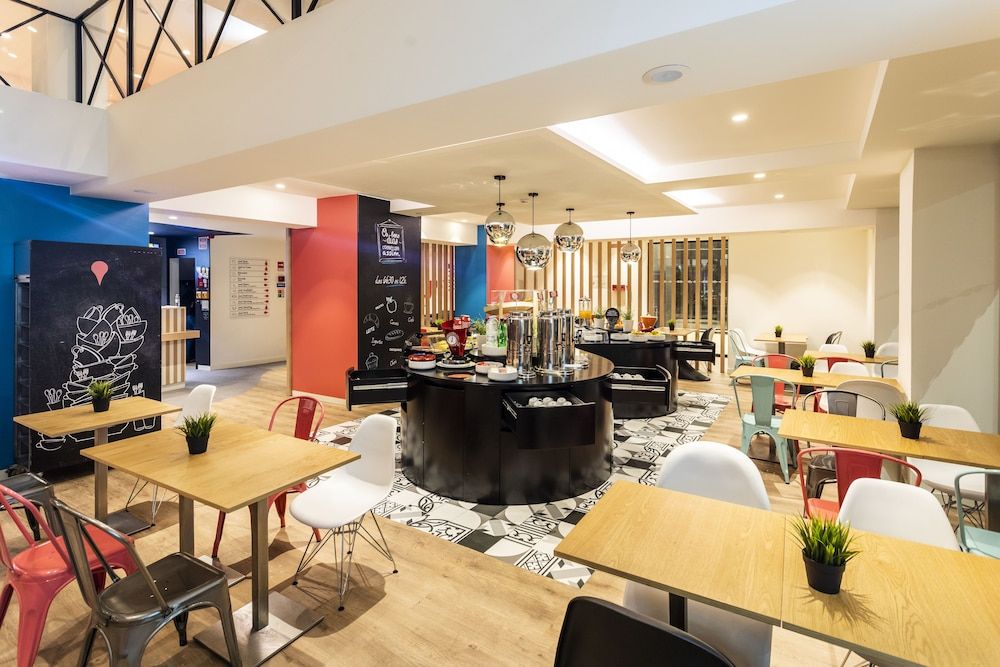 מסעדה תמונה