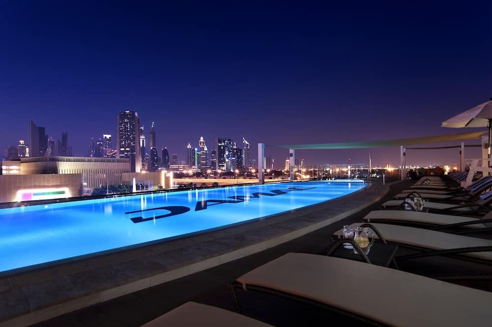 בריכה תמונה