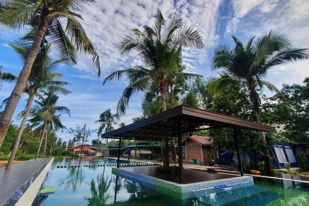 בריכה תמונה