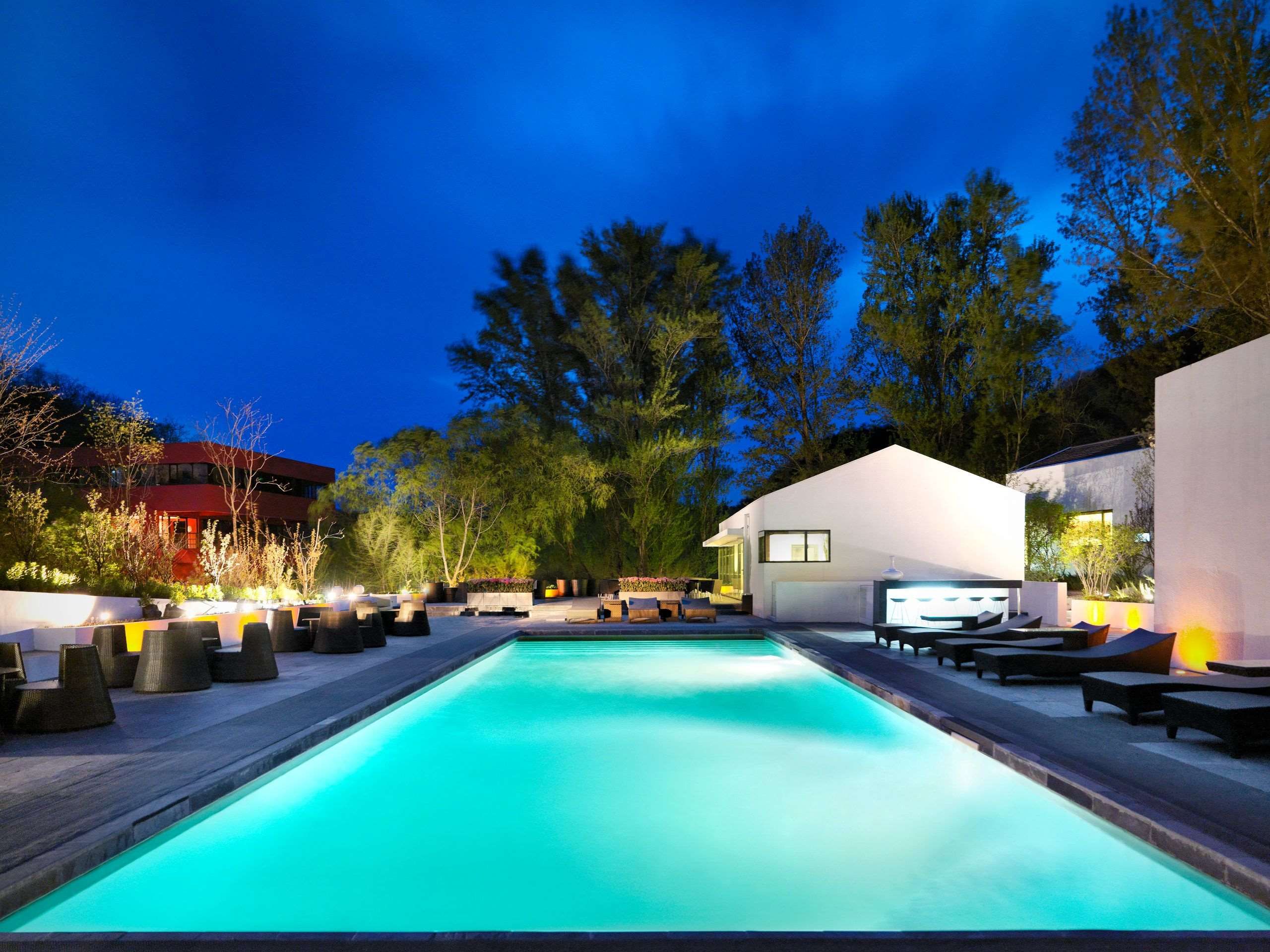 בריכה תמונה