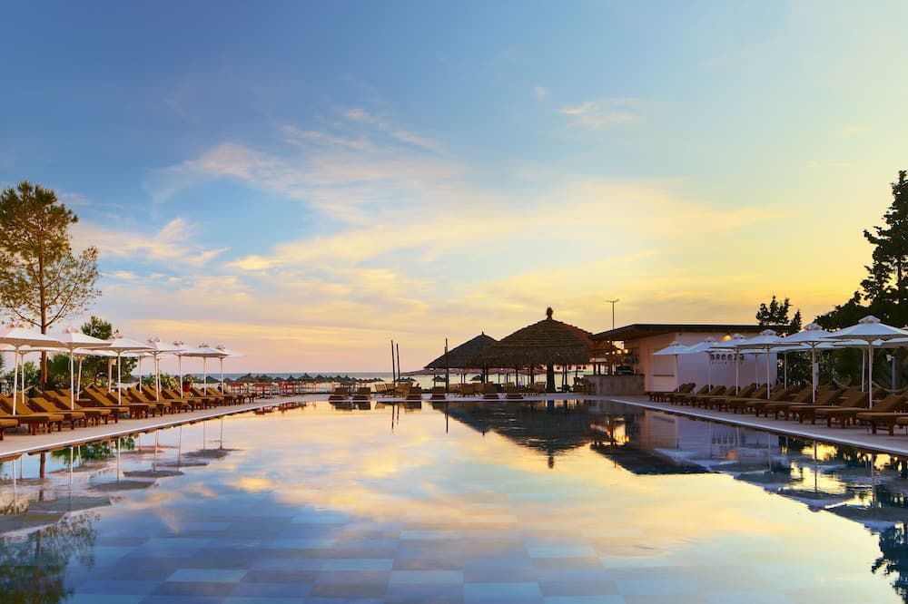 בריכה תמונה