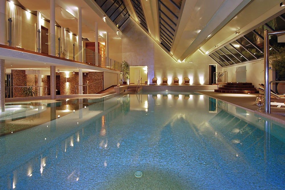 בריכה תמונה