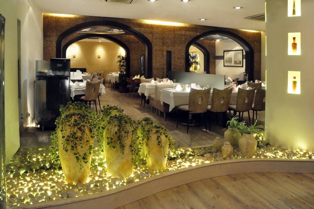 מסעדה תמונה