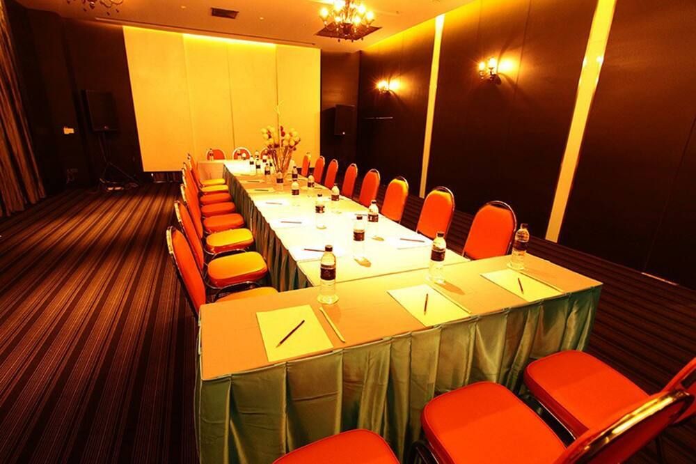 חדר ישיבות