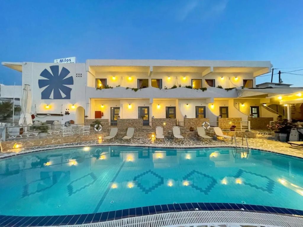 בריכה תמונה