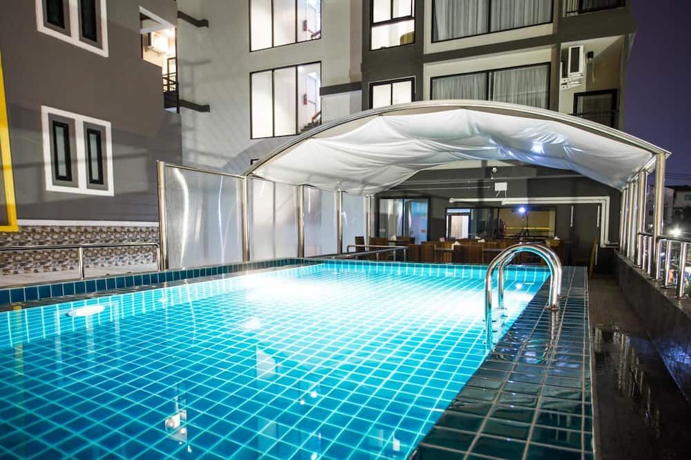 בריכה תמונה