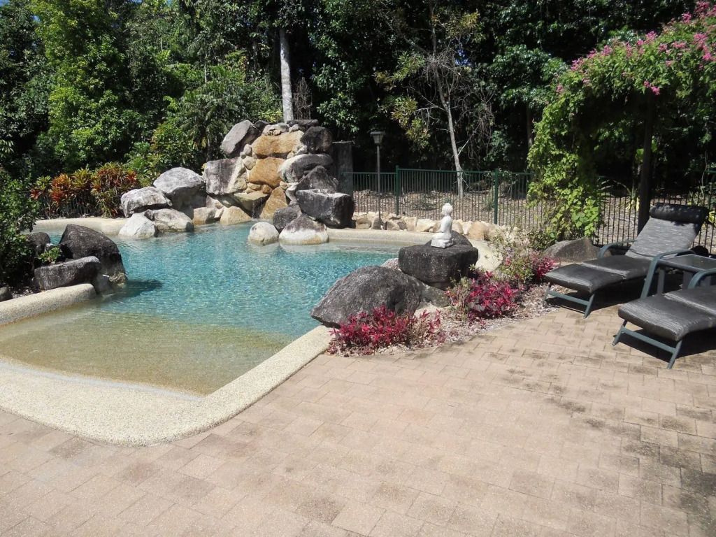 בריכה תמונה