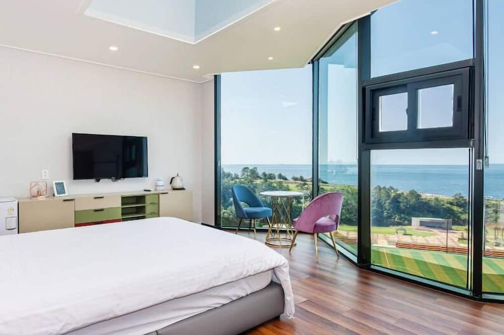 אחר