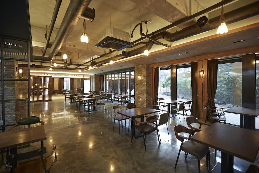 מסעדה תמונה