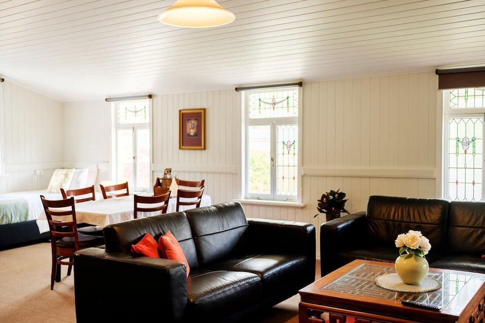 אחר