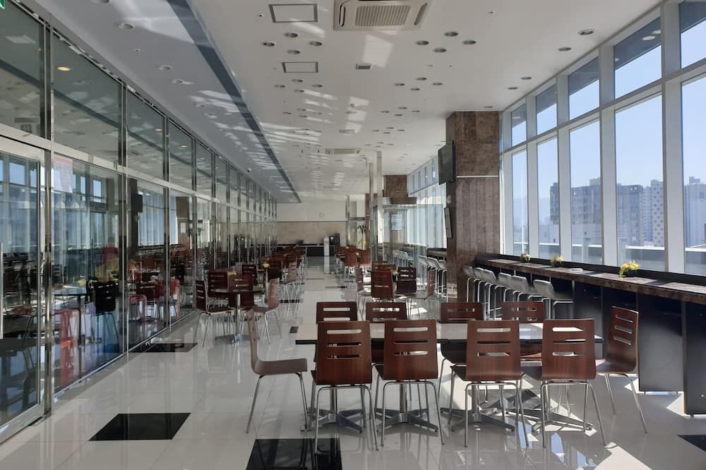 מסעדה תמונה