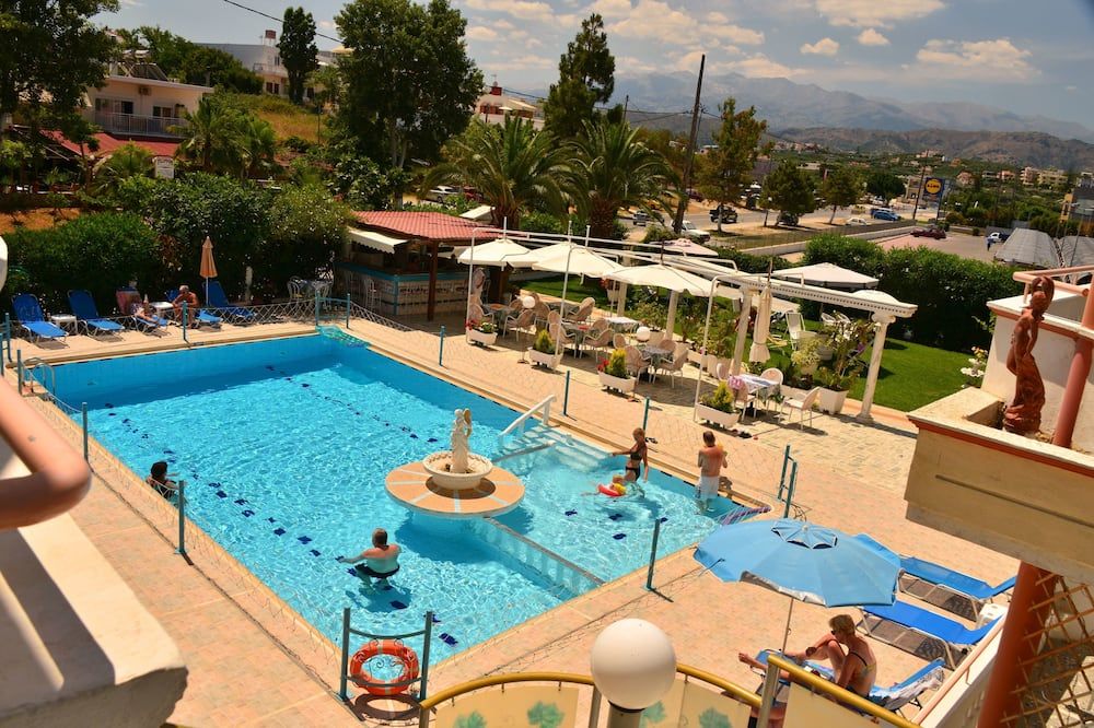 בריכה תמונה