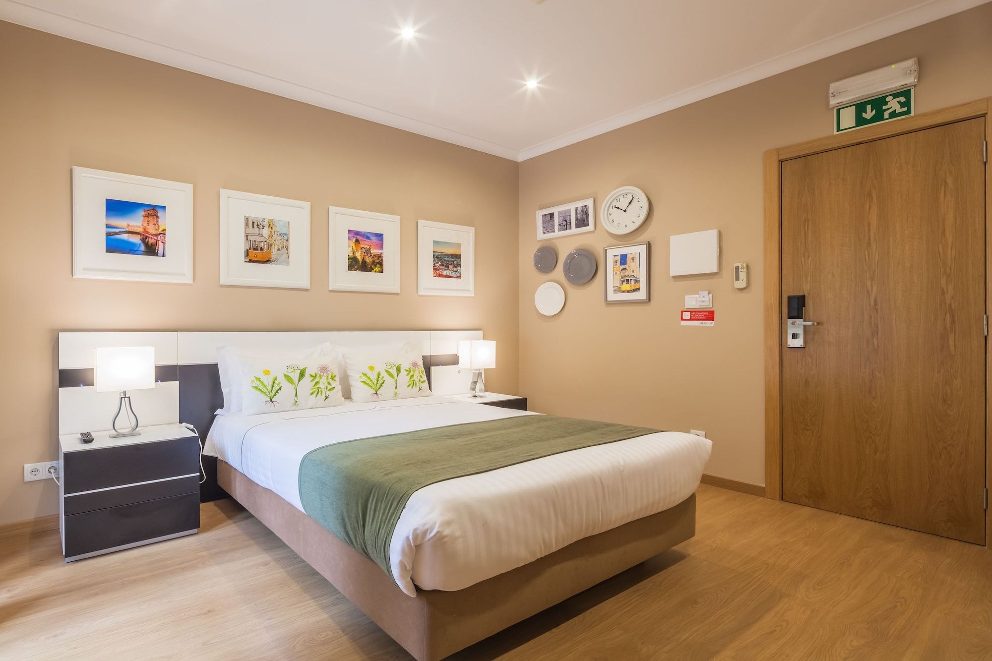אחר