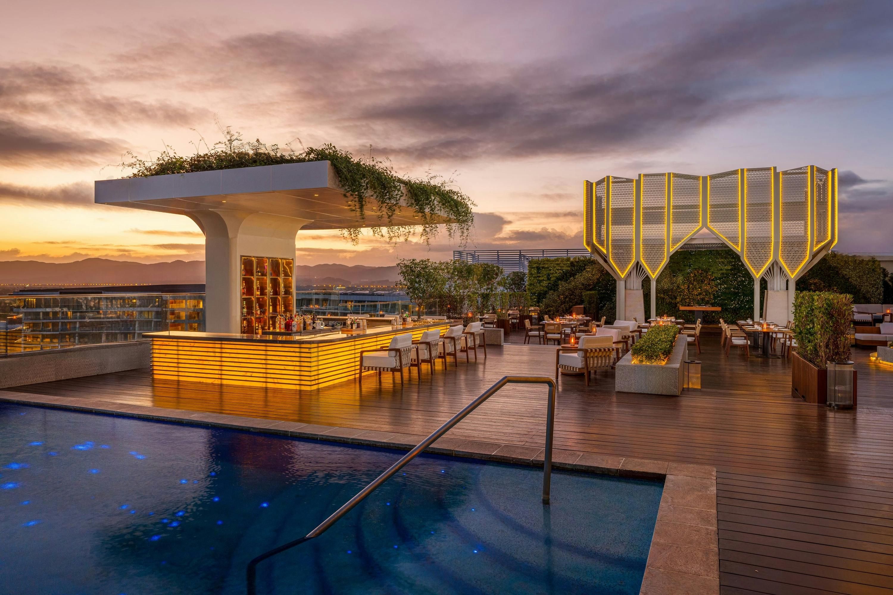 בריכה תמונה